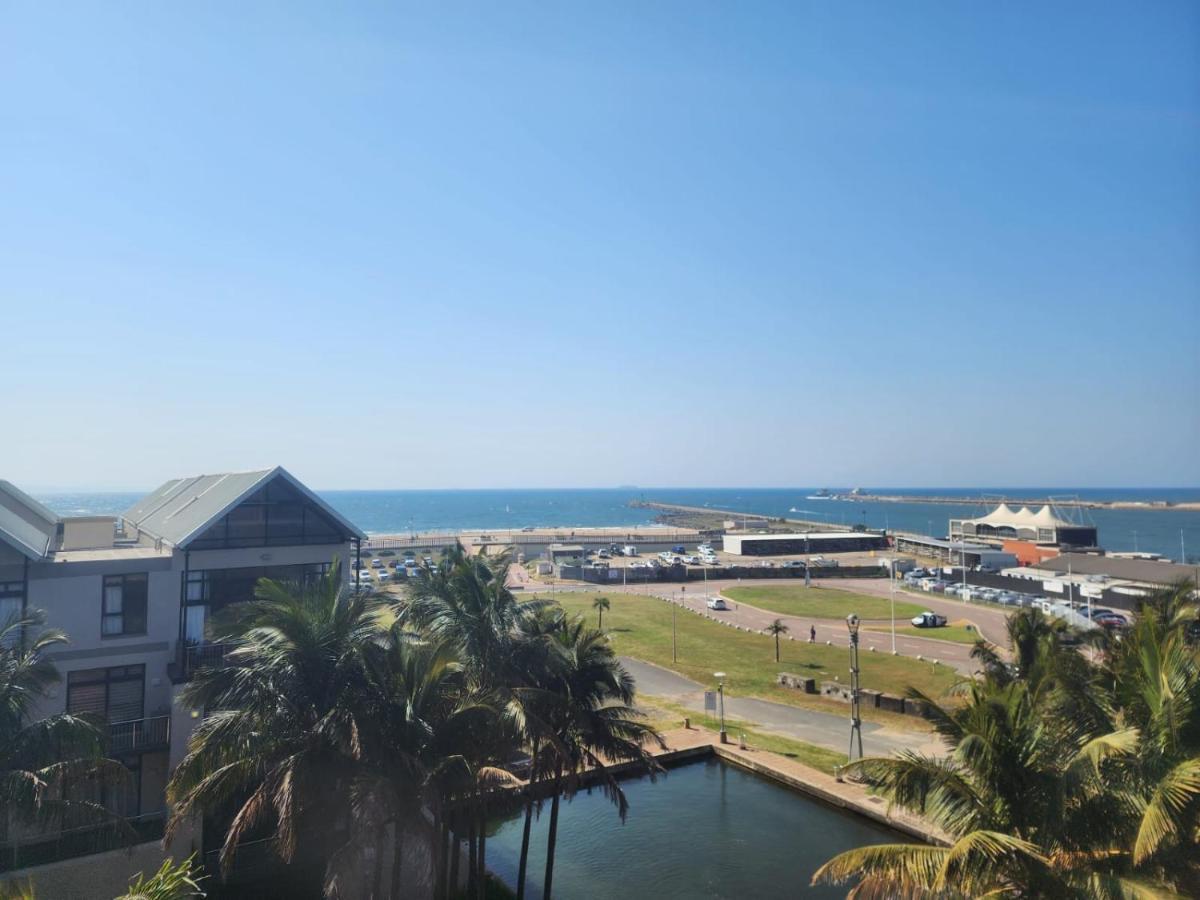 403 Point Bay * Durban